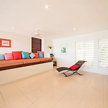 Sea Star Apartments Airlie Beach Exterior photo