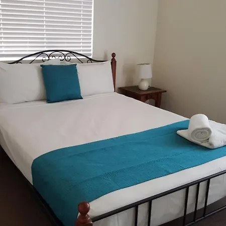 Sea Star Apartments Airlie Beach Exterior photo