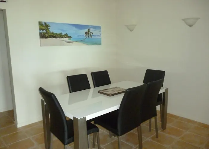 Sea Star Apartments